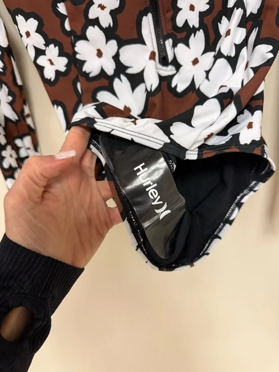Hurley Brown White DAISY Floral Long-Sleeve One-Piece Swimsuit NEW WITHOUT TAGS - Picture 6 of 8